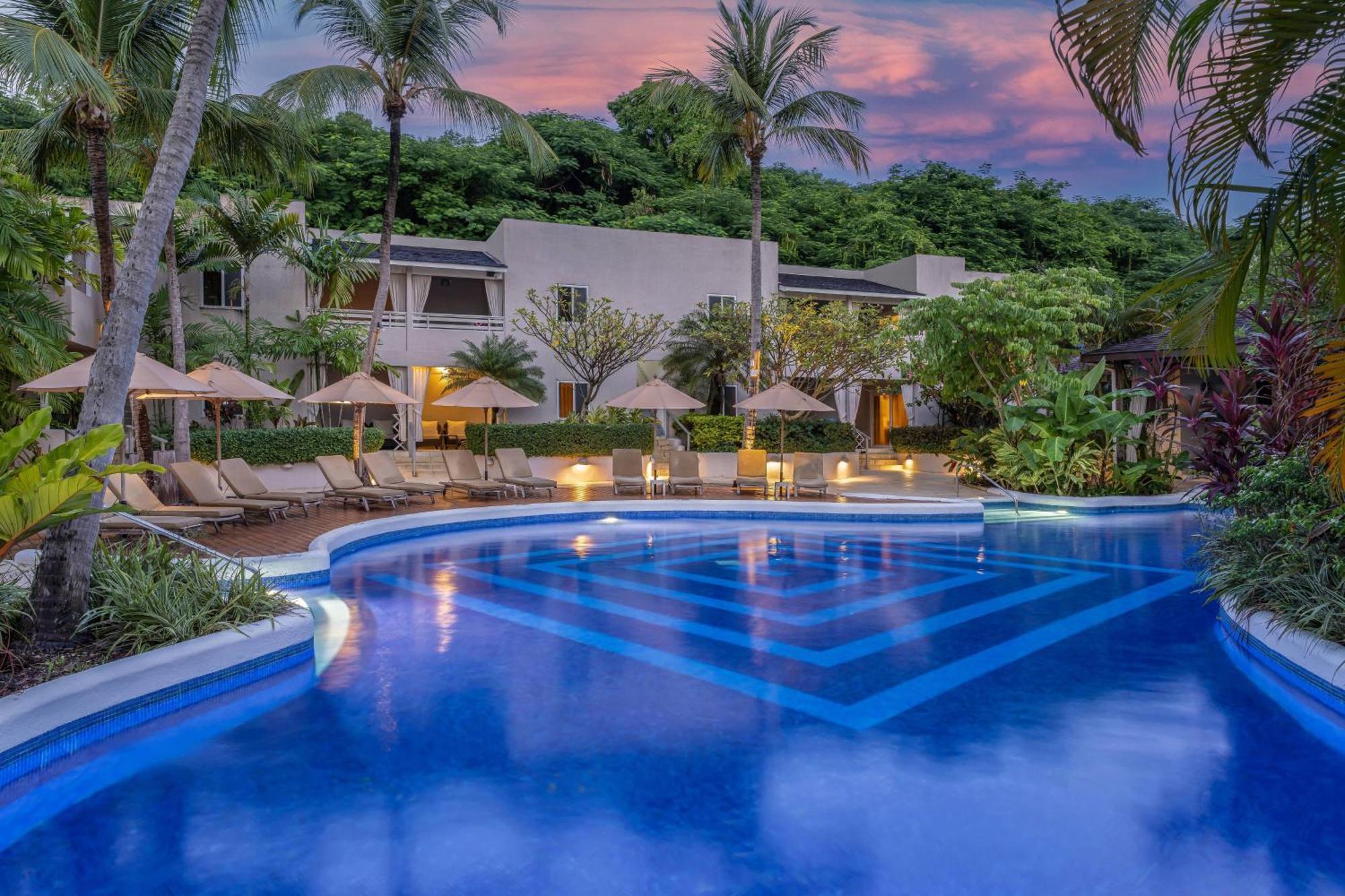 Waves Resort & Spa, Barbados, An Autograph Collection All-Inclusive Resort Сент-Джеймс Екстер'єр фото