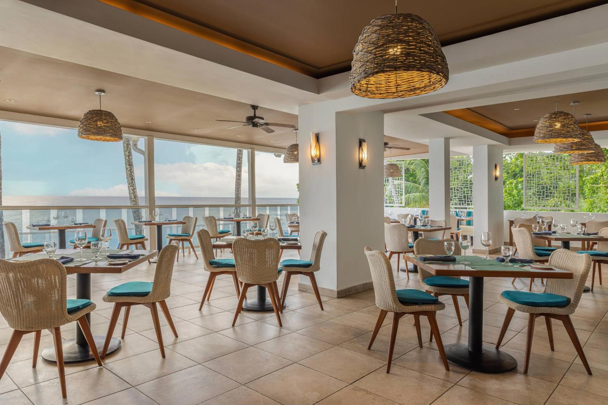 Waves Resort & Spa, Barbados, An Autograph Collection All-Inclusive Resort Сент-Джеймс Екстер'єр фото