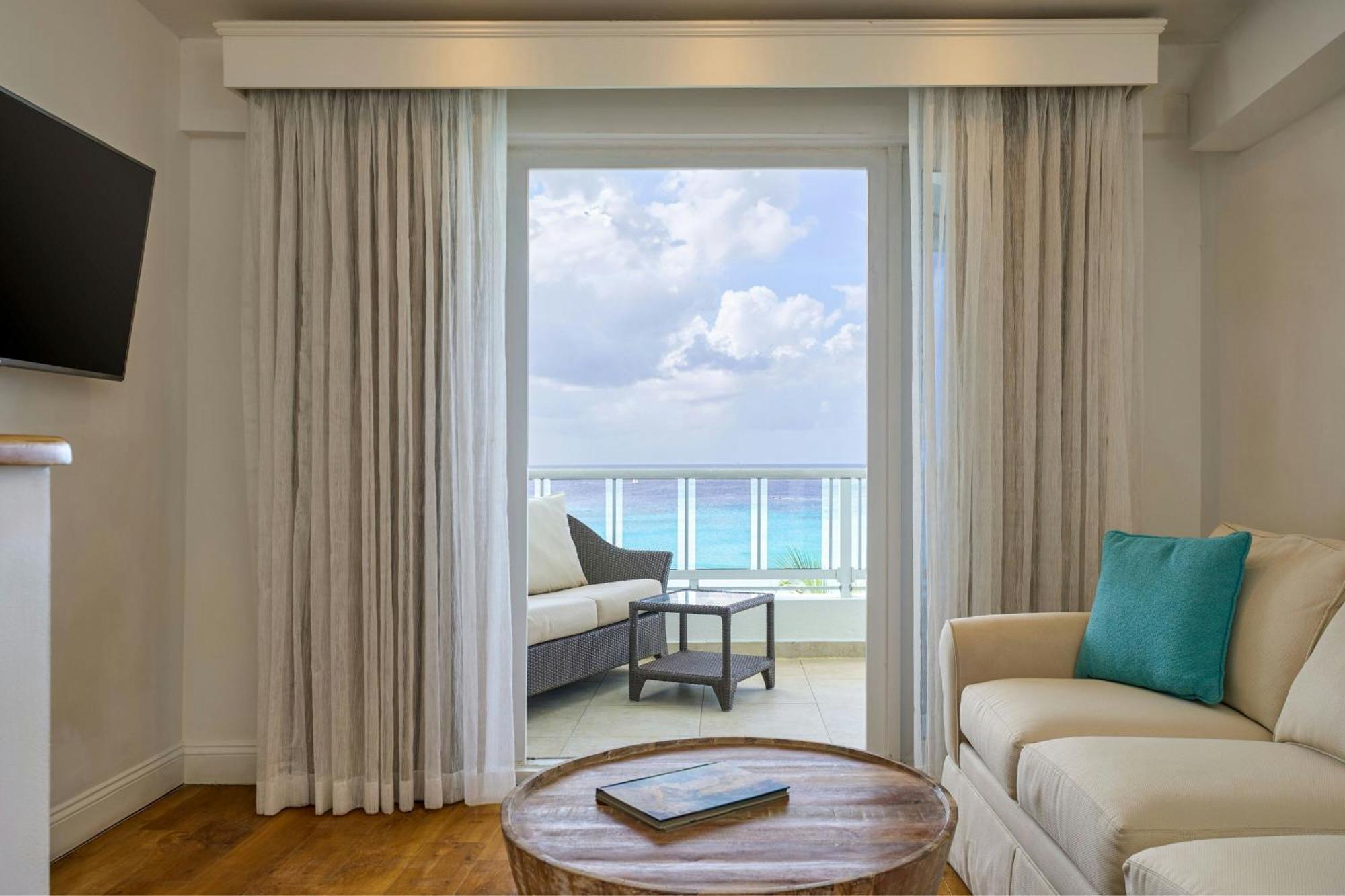 Waves Resort & Spa, Barbados, An Autograph Collection All-Inclusive Resort Сент-Джеймс Екстер'єр фото