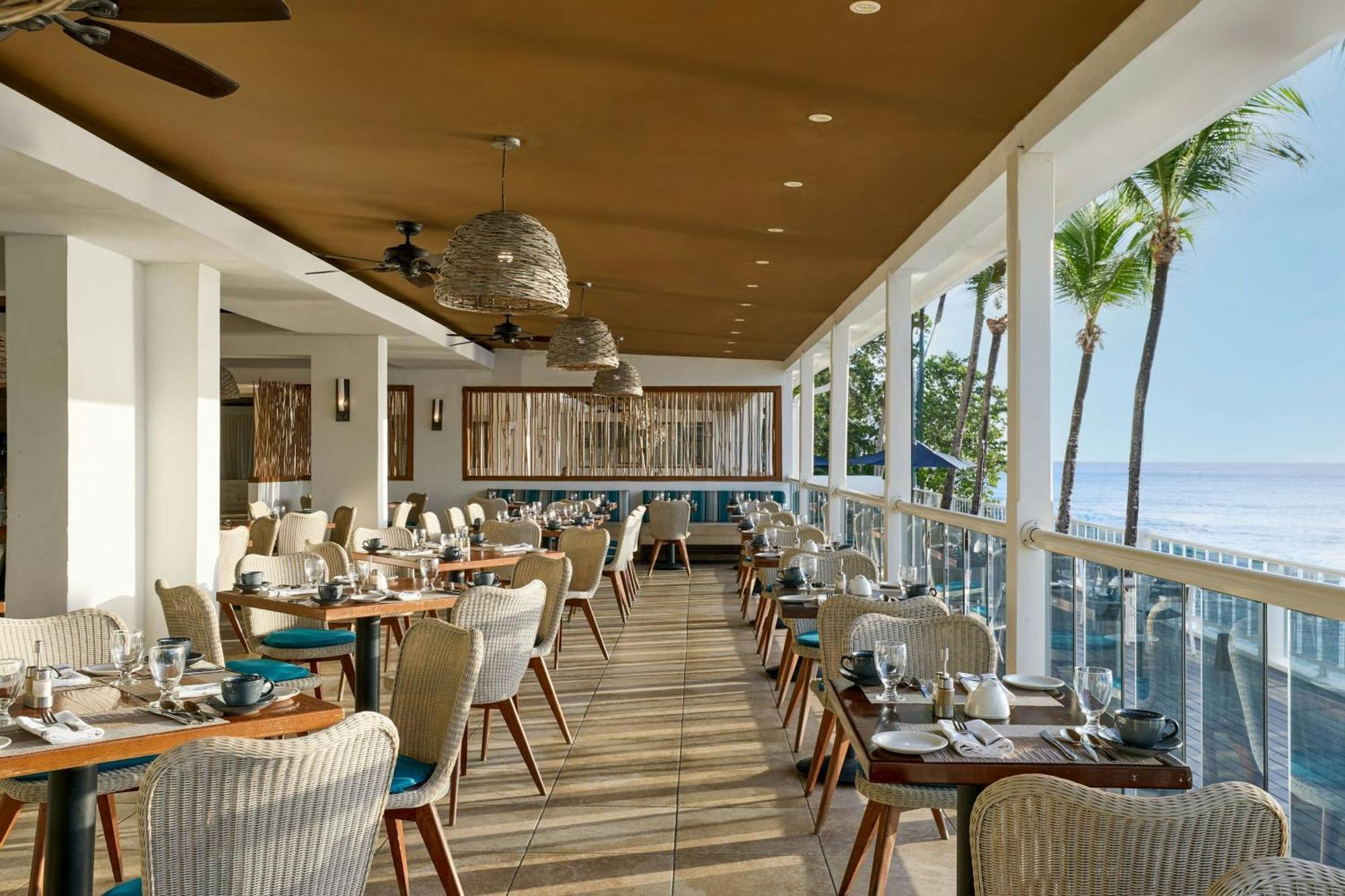 Waves Resort & Spa, Barbados, An Autograph Collection All-Inclusive Resort Сент-Джеймс Екстер'єр фото