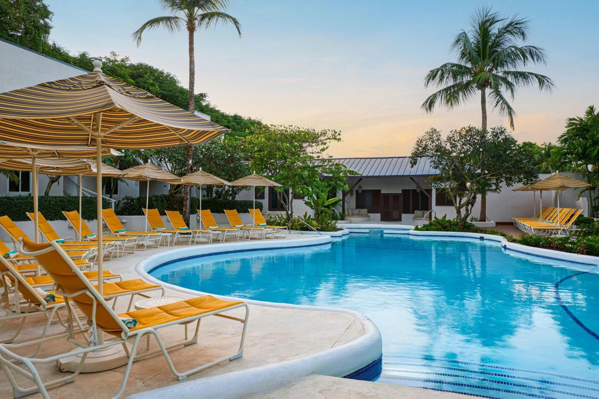 Waves Resort & Spa, Barbados, An Autograph Collection All-Inclusive Resort Сент-Джеймс Екстер'єр фото