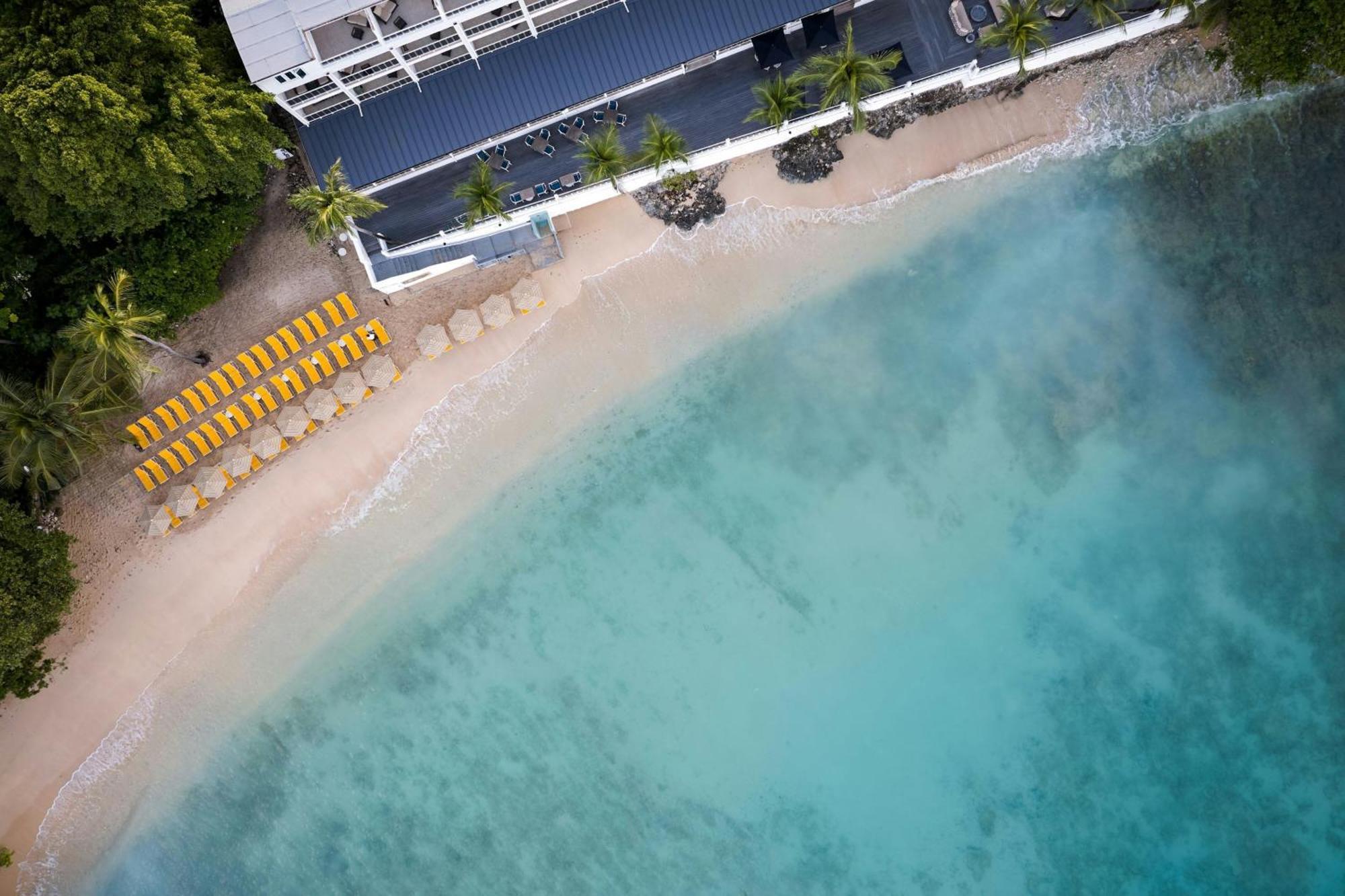 Waves Resort & Spa, Barbados, An Autograph Collection All-Inclusive Resort Сент-Джеймс Екстер'єр фото